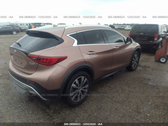 Photo 3 VIN: SJKCH5CR4HA019439 - INFINITI QX30 