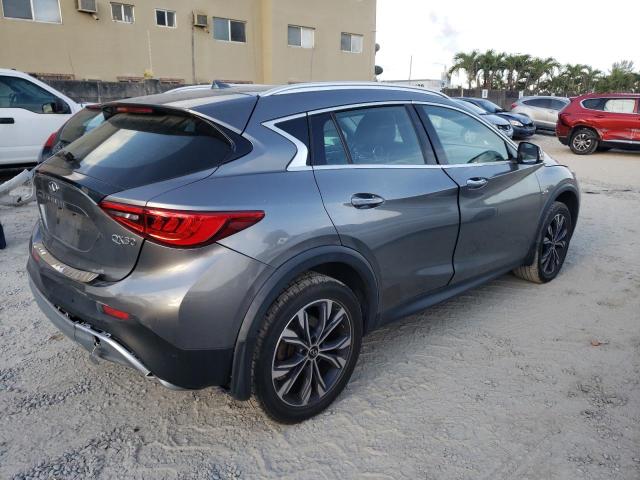 Photo 2 VIN: SJKCH5CR4HA022437 - INFINITI QX30 BASE 