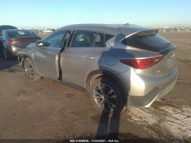 Photo 2 VIN: SJKCH5CR4HA028271 - INFINITI QX30 