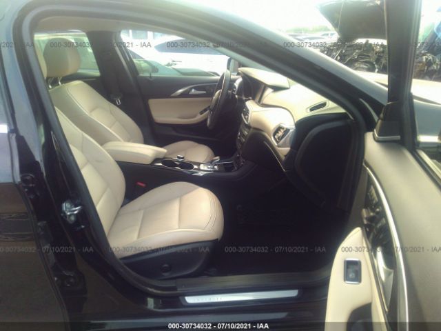 Photo 4 VIN: SJKCH5CR4JA002307 - INFINITI QX30 