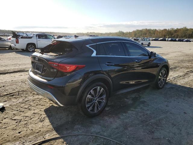 Photo 2 VIN: SJKCH5CR4JA056321 - INFINITI QX30 BASE 