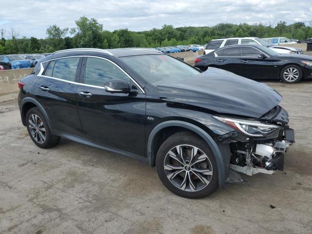 Photo 3 VIN: SJKCH5CR4KA007511 - INFINITI QX30 LUXE 