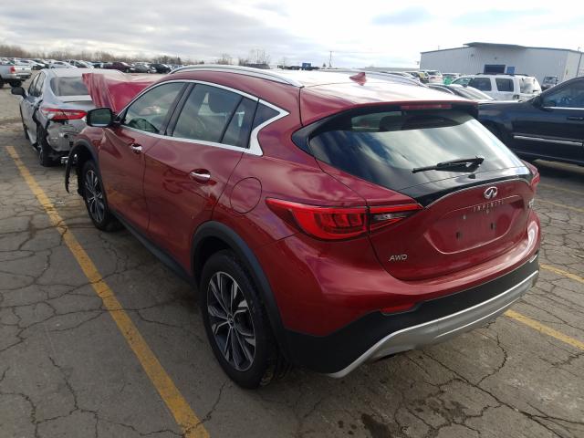 Photo 2 VIN: SJKCH5CR4KA009498 - INFINITI QX30 LUXE 