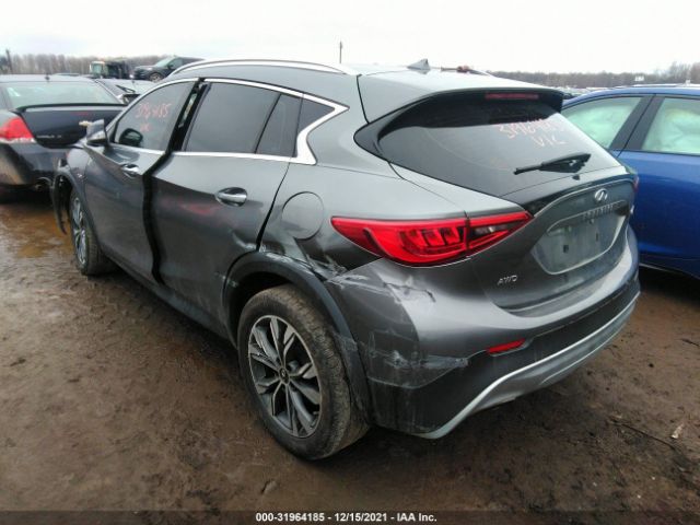 Photo 2 VIN: SJKCH5CR4KA011638 - INFINITI QX30 