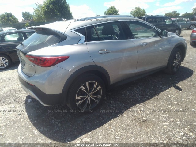 Photo 3 VIN: SJKCH5CR5HA024097 - INFINITI QX30 