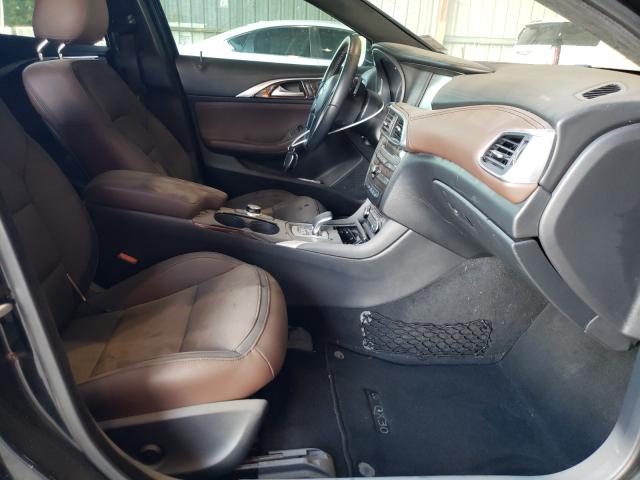 Photo 4 VIN: SJKCH5CR5HA034533 - INFINITI QX30 BASE 