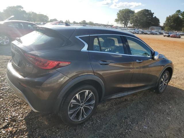 Photo 2 VIN: SJKCH5CR5JA049653 - INFINITI QX30 BASE 