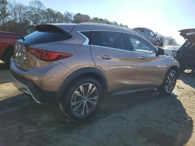 Photo 2 VIN: SJKCH5CR5JA056991 - INFINITI QX30 