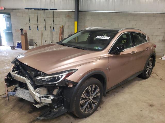 Photo 1 VIN: SJKCH5CR5KA009333 - INFINITI QX30 LUXE 