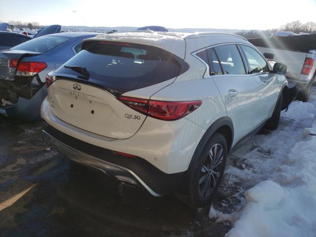 Photo 3 VIN: SJKCH5CR5KA010823 - INFINITI QX30 