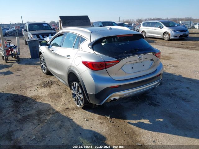 Photo 2 VIN: SJKCH5CR6HA017482 - INFINITI QX30 