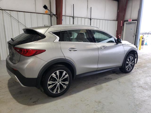 Photo 2 VIN: SJKCH5CR6HA018874 - INFINITI QX30 BASE 