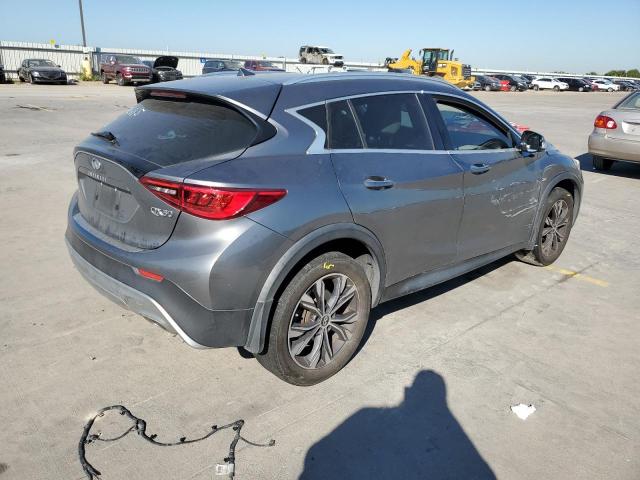 Photo 3 VIN: SJKCH5CR6JA052285 - INFINITI QX30 PURE 