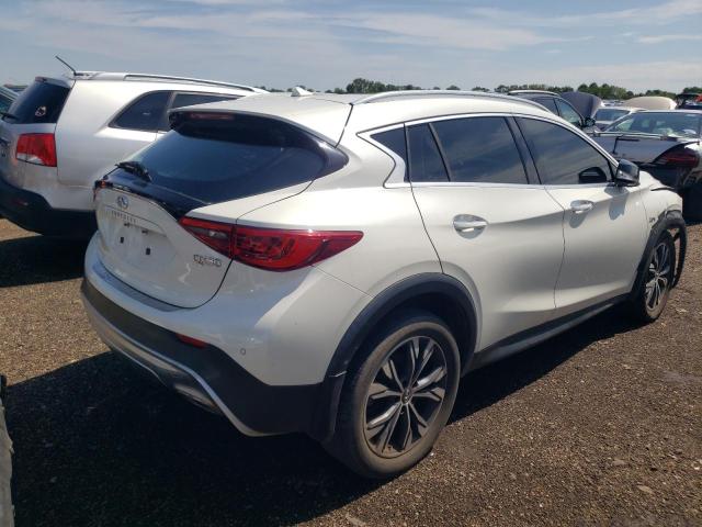 Photo 2 VIN: SJKCH5CR6KA008319 - INFINITI QX30 