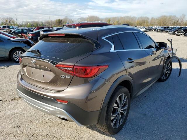 Photo 3 VIN: SJKCH5CR6KA009857 - INFINITI QX30 LUXE 