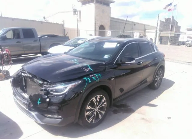 Photo 1 VIN: SJKCH5CR7JA053056 - INFINITI QX30 