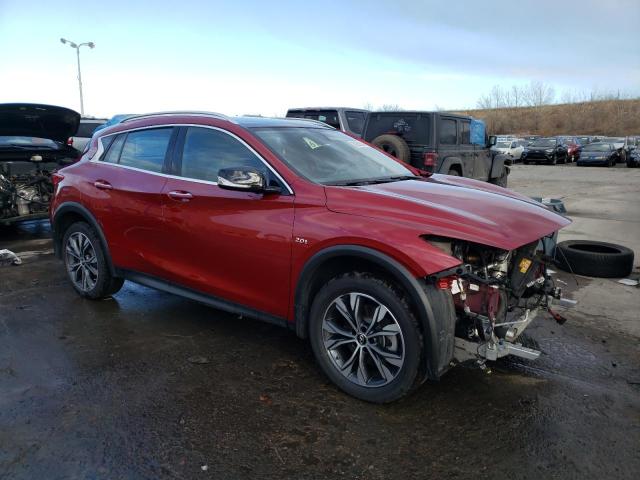 Photo 3 VIN: SJKCH5CR7JA056183 - INFINITI QX30 