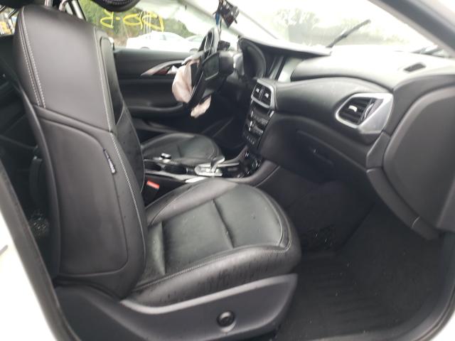 Photo 4 VIN: SJKCH5CR7JA057012 - INFINITI QX30 