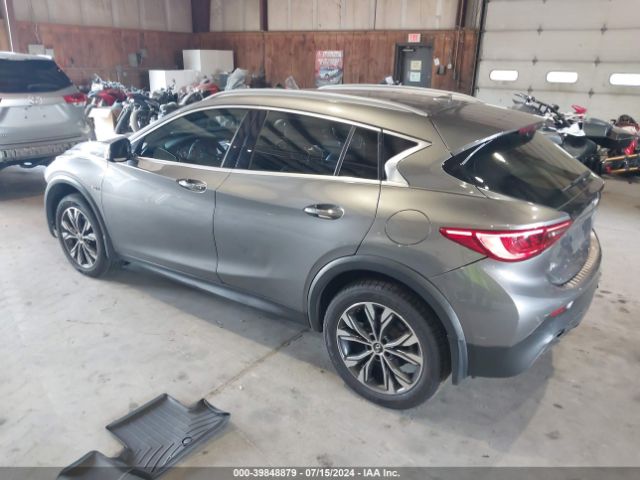 Photo 2 VIN: SJKCH5CR7KA007762 - INFINITI QX30 