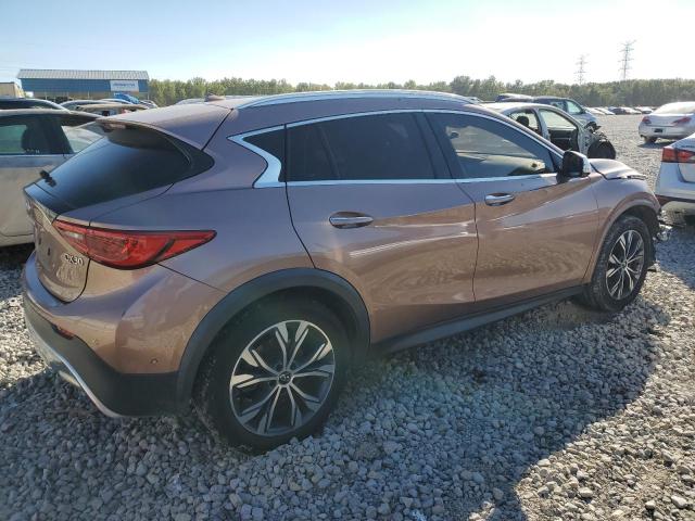 Photo 2 VIN: SJKCH5CR8HA015698 - INFINITI QX30 BASE 