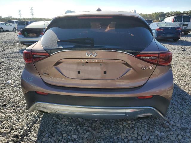 Photo 5 VIN: SJKCH5CR8HA015698 - INFINITI QX30 BASE 