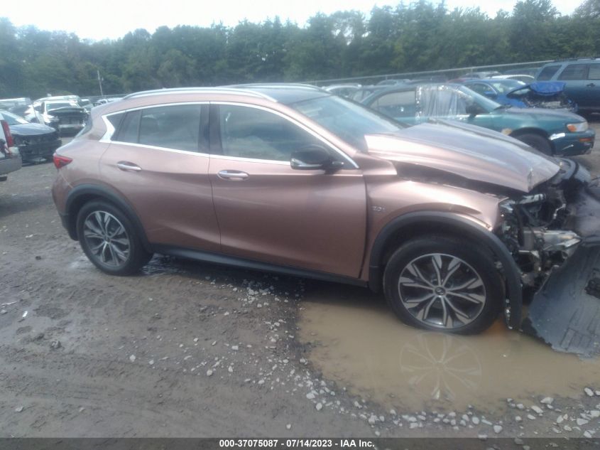 Photo 12 VIN: SJKCH5CR8HA016754 - INFINITI QX30 