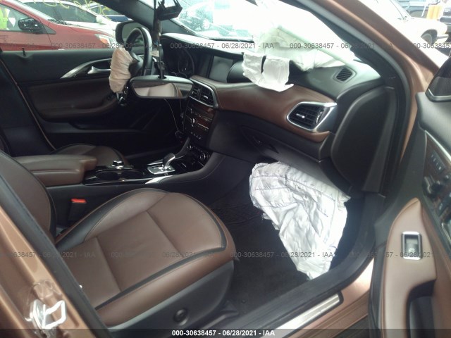 Photo 4 VIN: SJKCH5CR8HA017080 - INFINITI QX30 