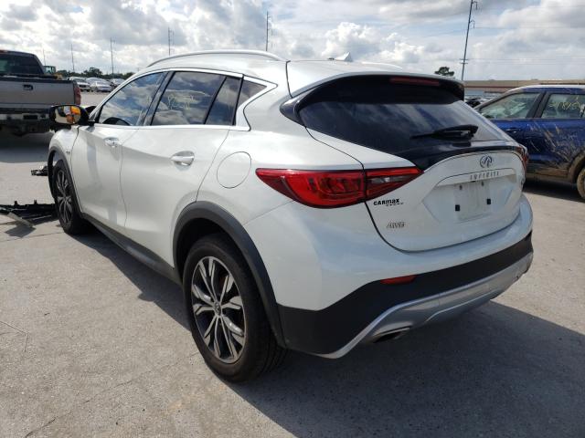 Photo 2 VIN: SJKCH5CR8HA018696 - INFINITI QX30 BASE 