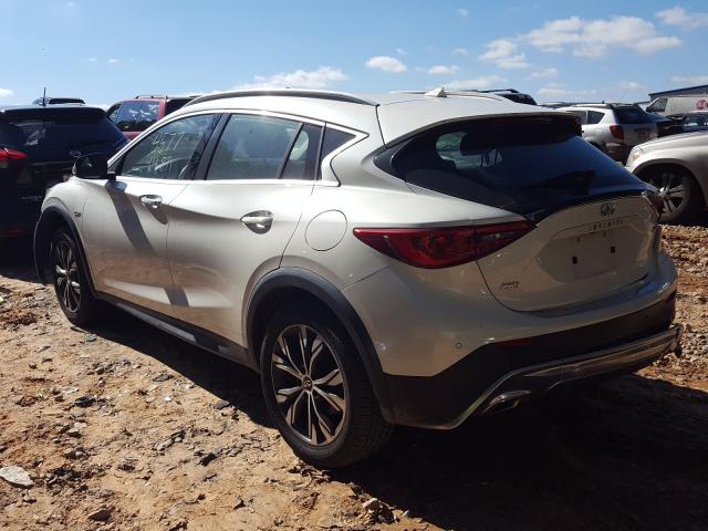 Photo 2 VIN: SJKCH5CR8HA024577 - INFINITI QX30 BASE 