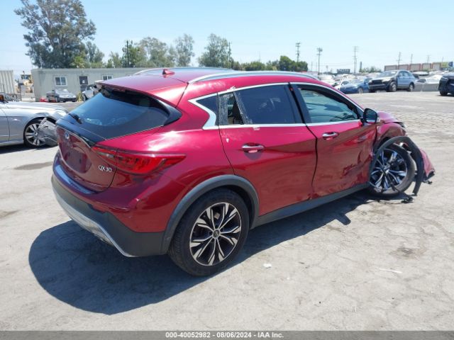 Photo 3 VIN: SJKCH5CR8HA031335 - INFINITI QX30 