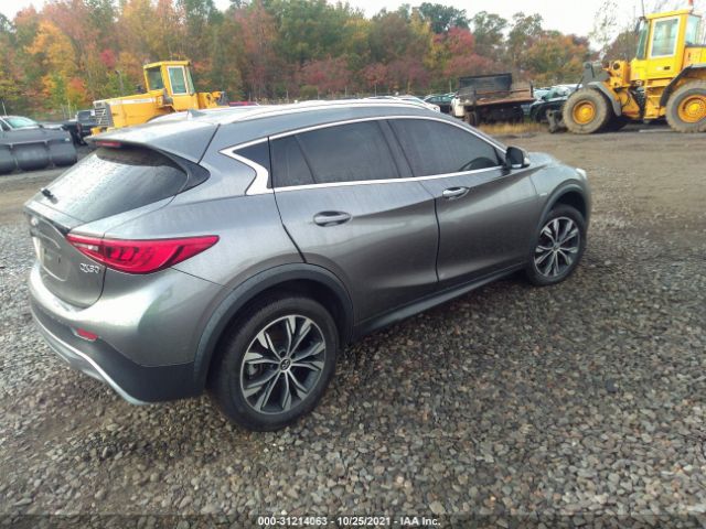 Photo 3 VIN: SJKCH5CR8HA033831 - INFINITI QX30 