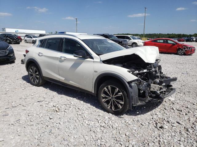 Photo 3 VIN: SJKCH5CR8HA034624 - INFINITI QX30 