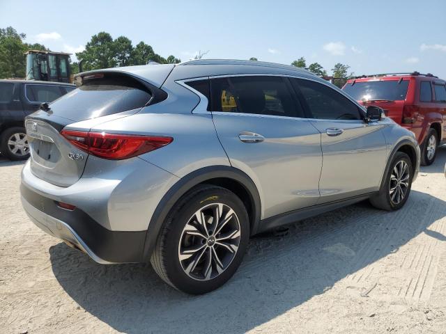 Photo 2 VIN: SJKCH5CR8JA043880 - INFINITI QX30 BASE 