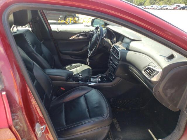 Photo 4 VIN: SJKCH5CR8JA053034 - INFINITI QX30 BASE 