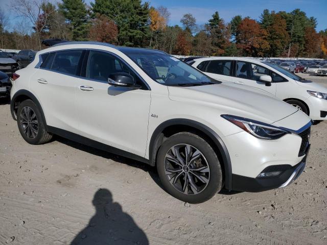 Photo 3 VIN: SJKCH5CR8KA010332 - INFINITI QX30 LUXE 