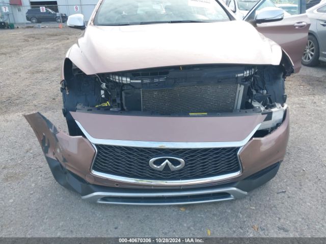 Photo 5 VIN: SJKCH5CR9HA018013 - INFINITI QX30 