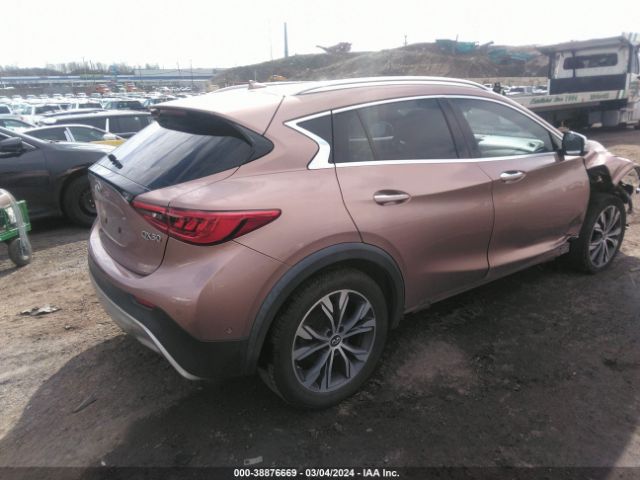 Photo 3 VIN: SJKCH5CR9HA018335 - INFINITI QX30 