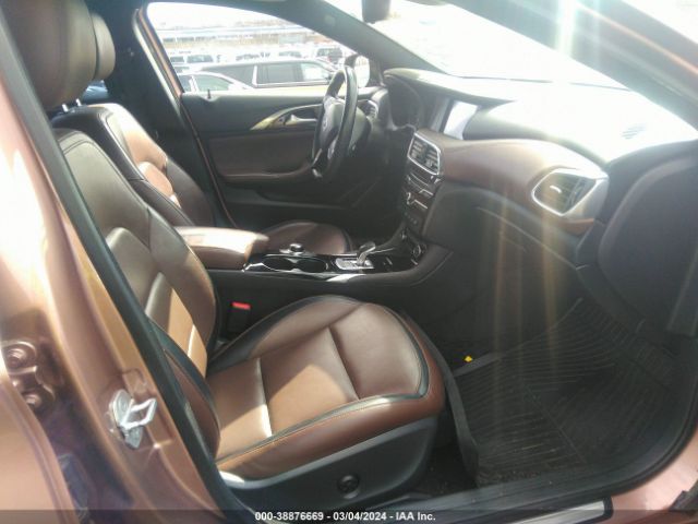 Photo 4 VIN: SJKCH5CR9HA018335 - INFINITI QX30 