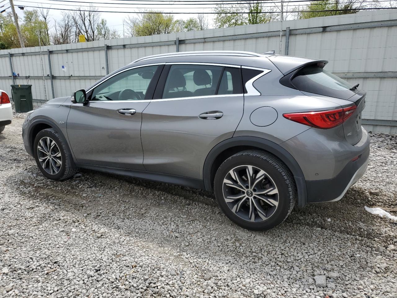 Photo 1 VIN: SJKCH5CR9HA023888 - INFINITI QX30 