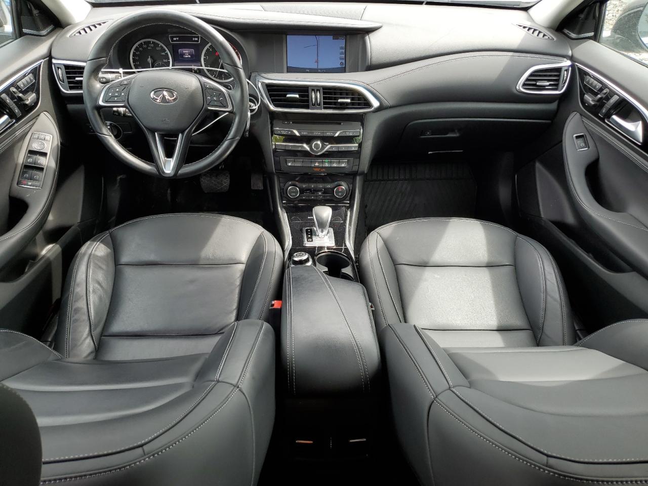 Photo 7 VIN: SJKCH5CR9HA023888 - INFINITI QX30 