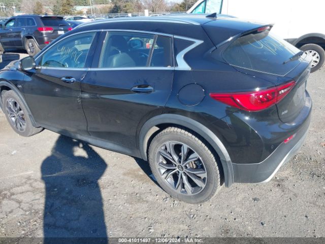 Photo 2 VIN: SJKCH5CR9HA027293 - INFINITI QX30 