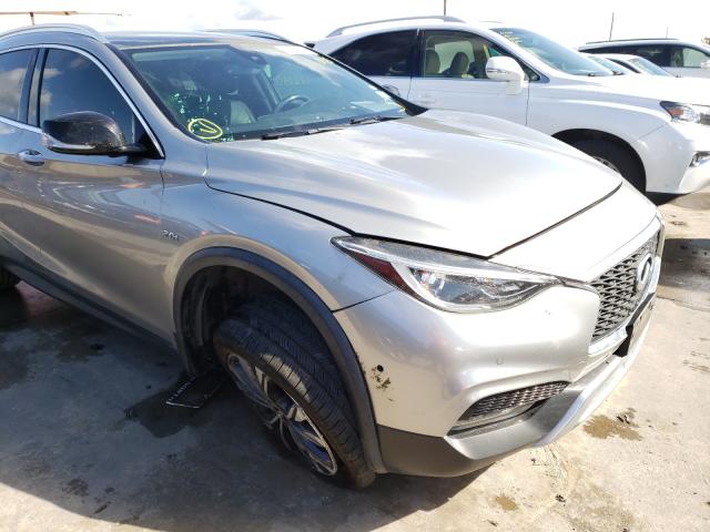 Photo 8 VIN: SJKCH5CR9HA037578 - INFINITI QX30 BASE 