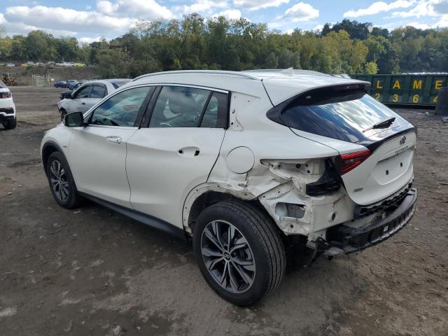 Photo 1 VIN: SJKCH5CR9JA005428 - INFINITI QX30 PURE 