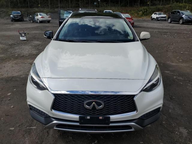 Photo 4 VIN: SJKCH5CR9JA005428 - INFINITI QX30 PURE 