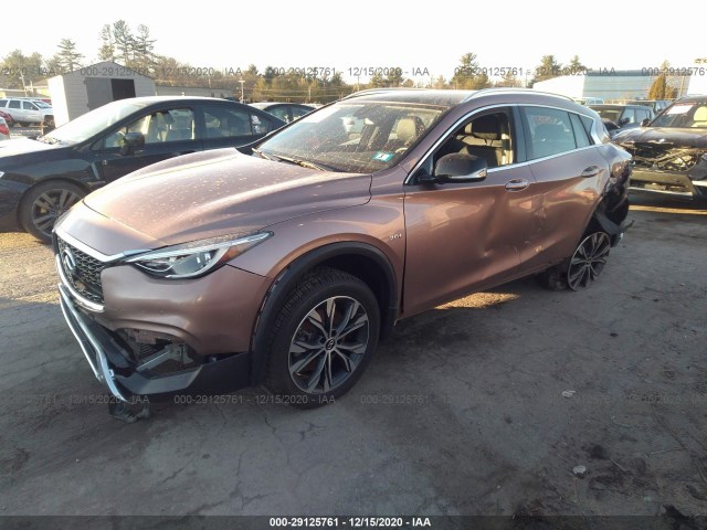 Photo 1 VIN: SJKCH5CR9JA042074 - INFINITI QX30 