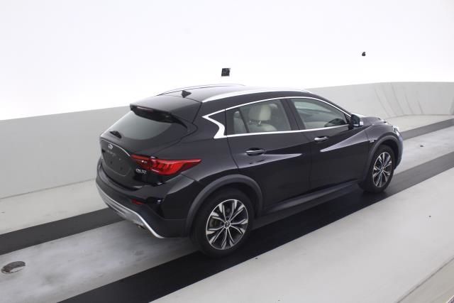 Photo 5 VIN: SJKCH5CR9JA047128 - INFINITI QX30 