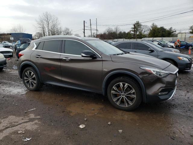 Photo 3 VIN: SJKCH5CR9JA049994 - INFINITI QX30 PURE 