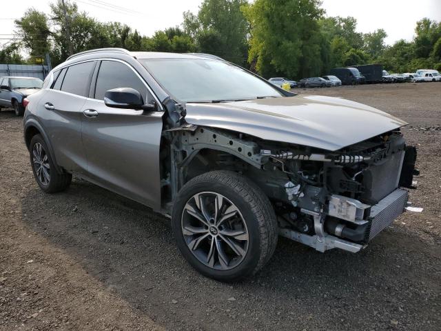 Photo 3 VIN: SJKCH5CR9JA058596 - INFINITI QX30 BASE 