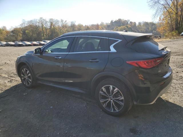 Photo 1 VIN: SJKCH5CR9KA010565 - INFINITI QX30 LUXE 