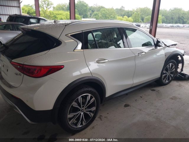 Photo 3 VIN: SJKCH5CR9KA011005 - INFINITI QX30 